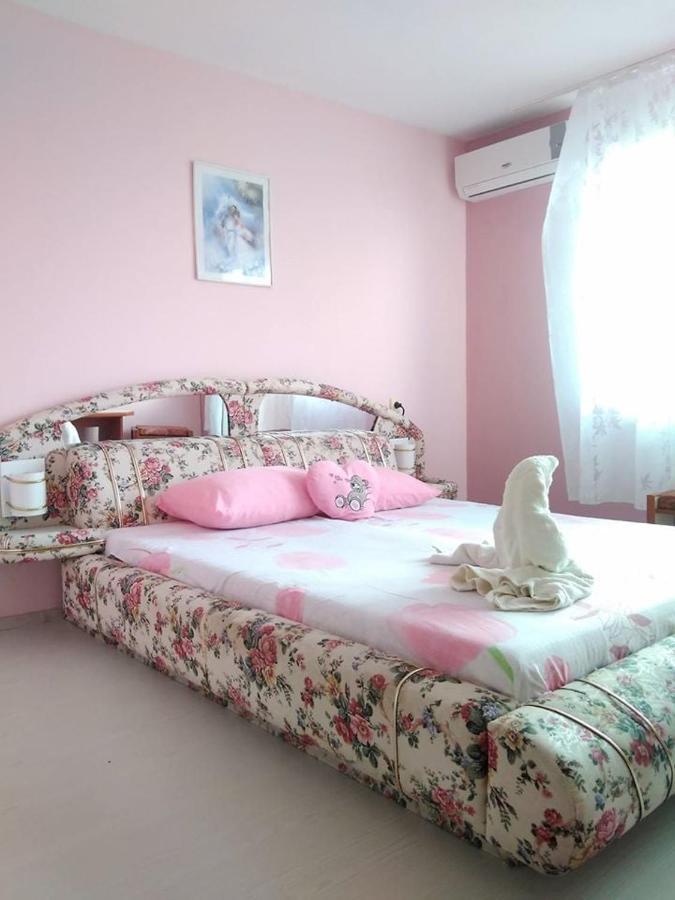 Къща За Гости Синьо Лято Pomorie Luaran gambar